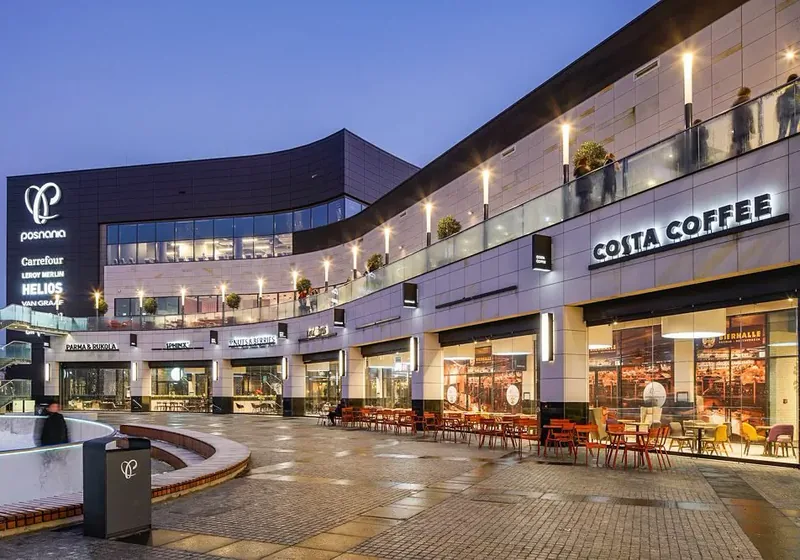 A shopping mall gallery